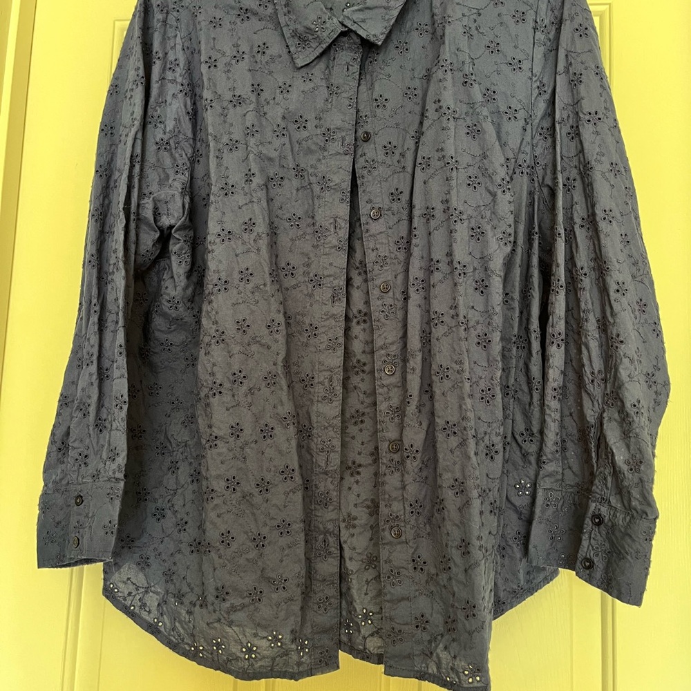 Candace Cameron Bure Women's Gray Eyelet Blouse